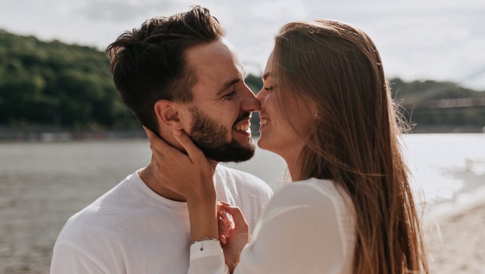 Es inevitable que te fijes en los fallos de tu pareja, no intentes cambiarla